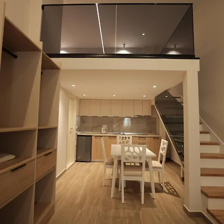 Apartment Duplex *
