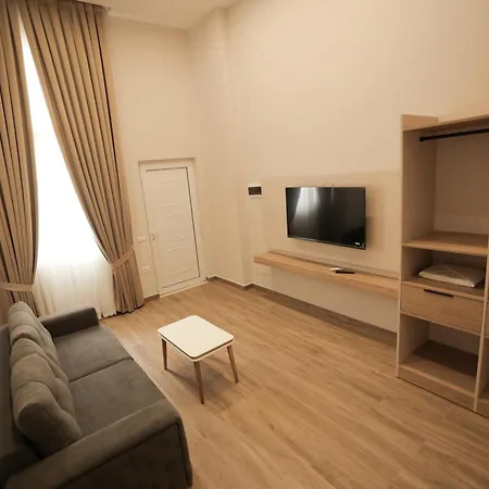 Apartment Duplex *
