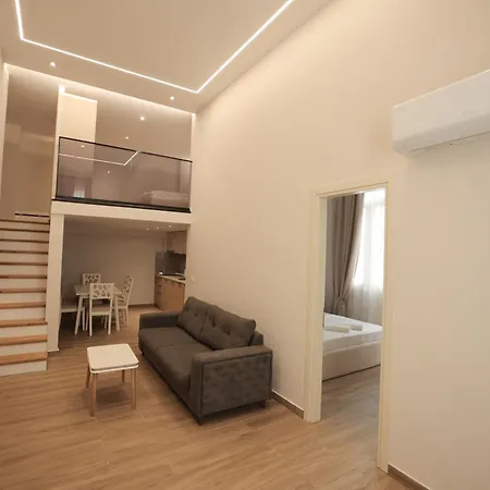 Apartment Duplex *